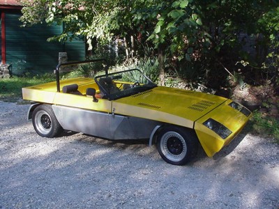 Maxton wNew roll bar os House.JPG