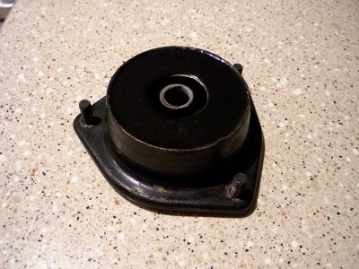 11-Strut Mounting Cushion finished t.JPG